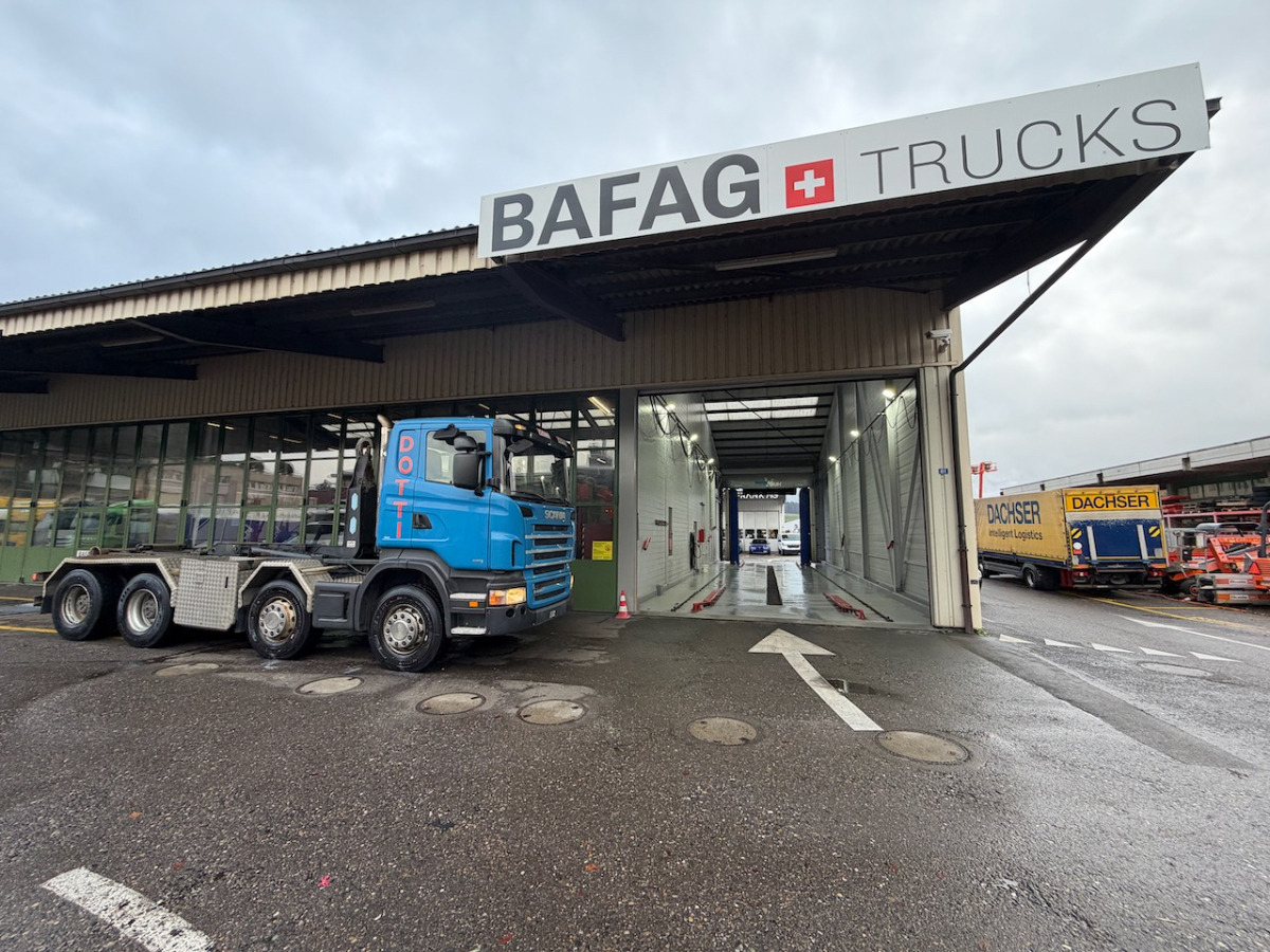 SCANIA R440 CB 8x4 - Camião polibenne: foto 2 SCANIA R440 CB 8x4 - Camião polibenne: foto 2