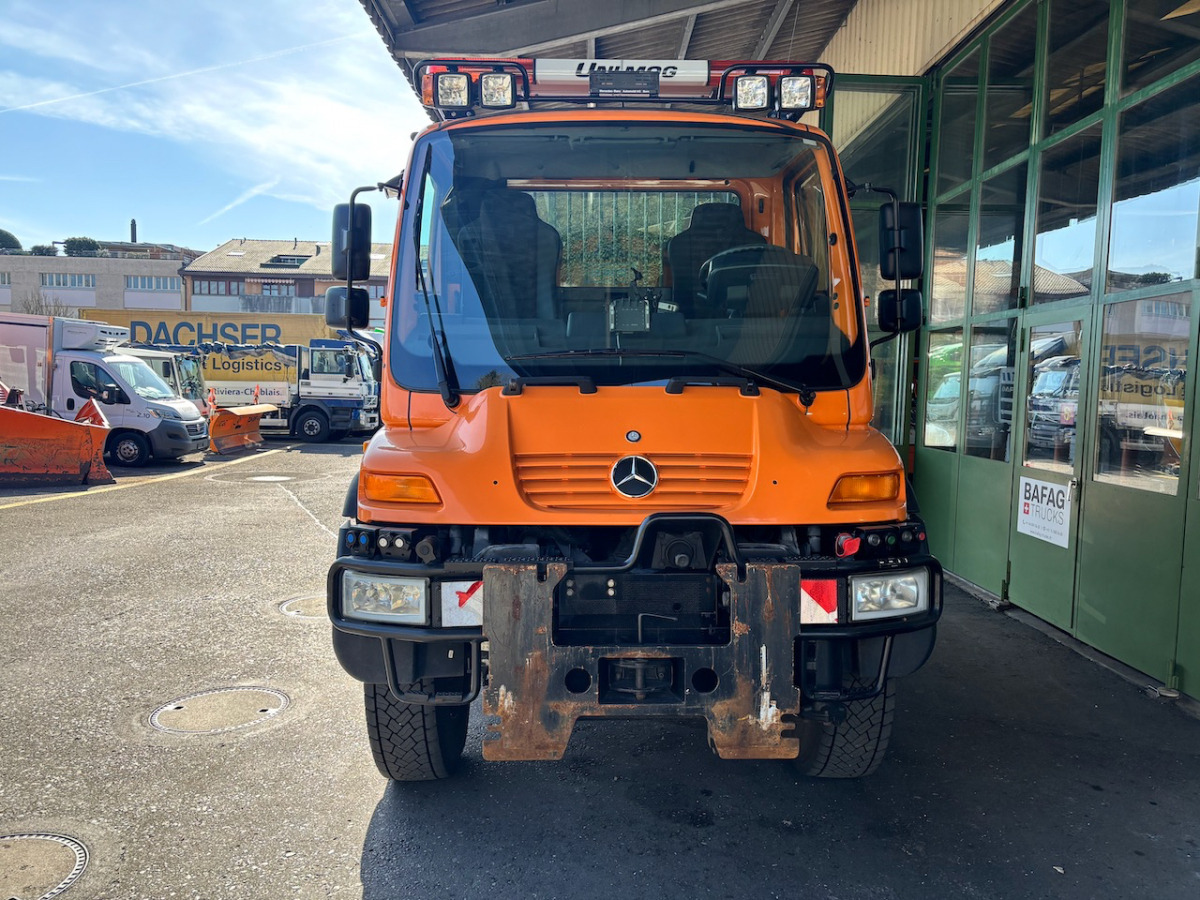 UNIMOG U400 - Camião basculante: foto 3 UNIMOG U400 - Camião basculante: foto 3