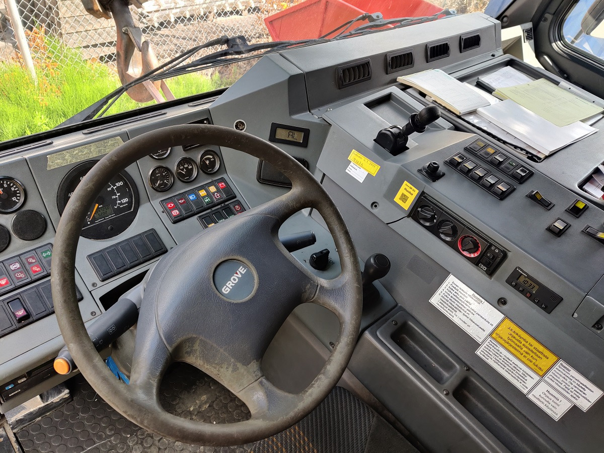 Grove GMK 3055 - Grua móvel: foto 3 Grove GMK 3055 - Grua móvel: foto 3