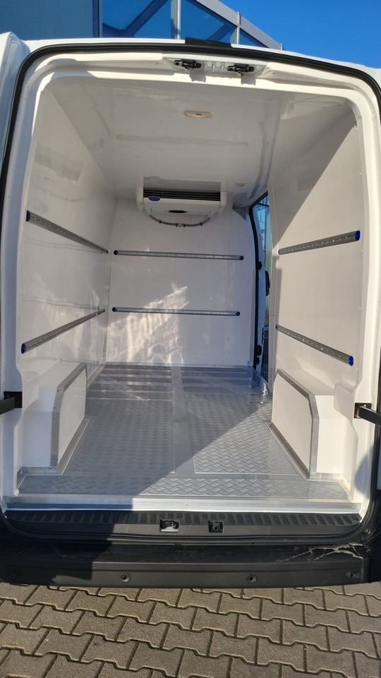 Renault Master 170 L3H2 Kühlkasten 220V Standkühlung - Carrinha frigorífica: foto 3 Renault Master 170 L3H2 Kühlkasten 220V Standkühlung - Carrinha frigorífica: foto 3