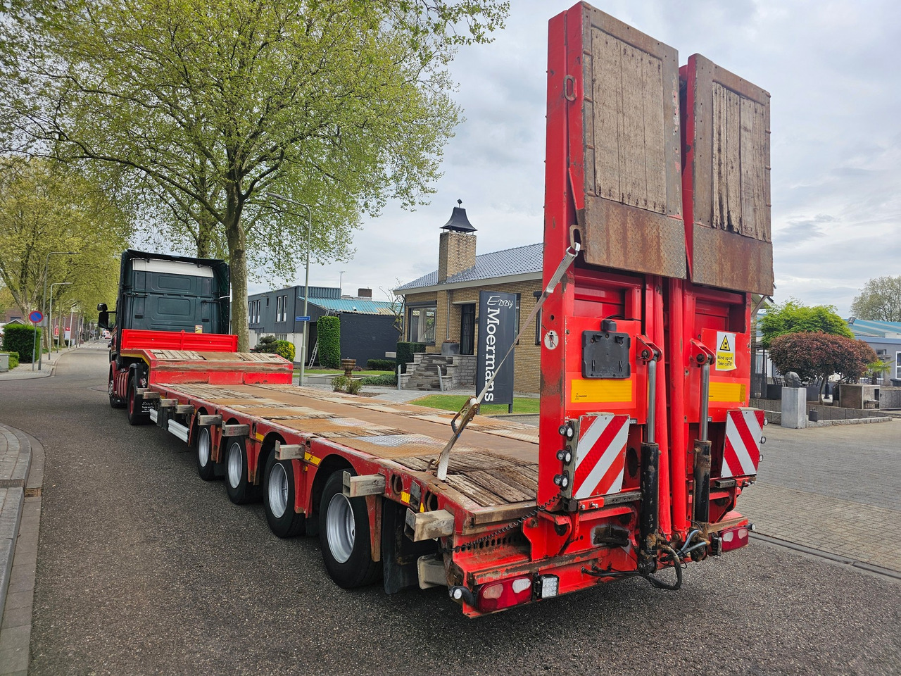Kässbohrer LB4E With Hydraulic Flip Ramps - Semi-reboque baixa: foto 4 Kässbohrer LB4E With Hydraulic Flip Ramps - Semi-reboque baixa: foto 4