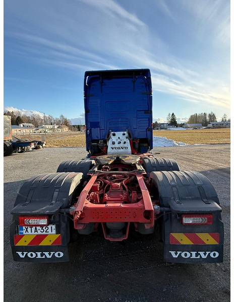 Tractor Volvo FH750: foto 10