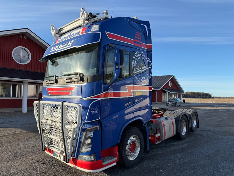 Volvo FH750 - Tractor: foto 2 Volvo FH750 - Tractor: foto 2