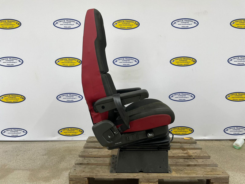 Volvo FH - Banco: foto 3 Volvo FH - Banco: foto 3