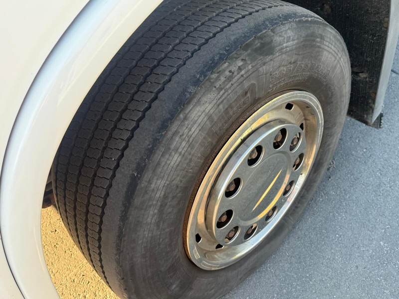 Camião chassi Volvo FH460 Globe 2016: foto 12 Camião chassi Volvo FH460 Globe 2016: foto 12