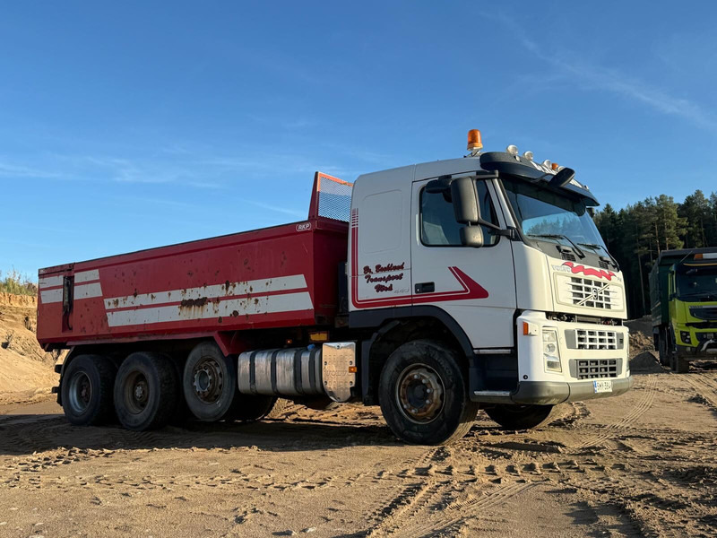 Volvo FM440 - Camião basculante: foto 2 Volvo FM440 - Camião basculante: foto 2