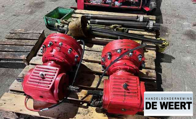 Trioliet tandwielkast , haakse aandrijving , trioliet mengwagen - Caixa de velocidade por Máquina agrícola: foto 1 Trioliet tandwielkast , haakse aandrijving , trioliet mengwagen - Caixa de velocidade por Máquina agrícola: foto 1