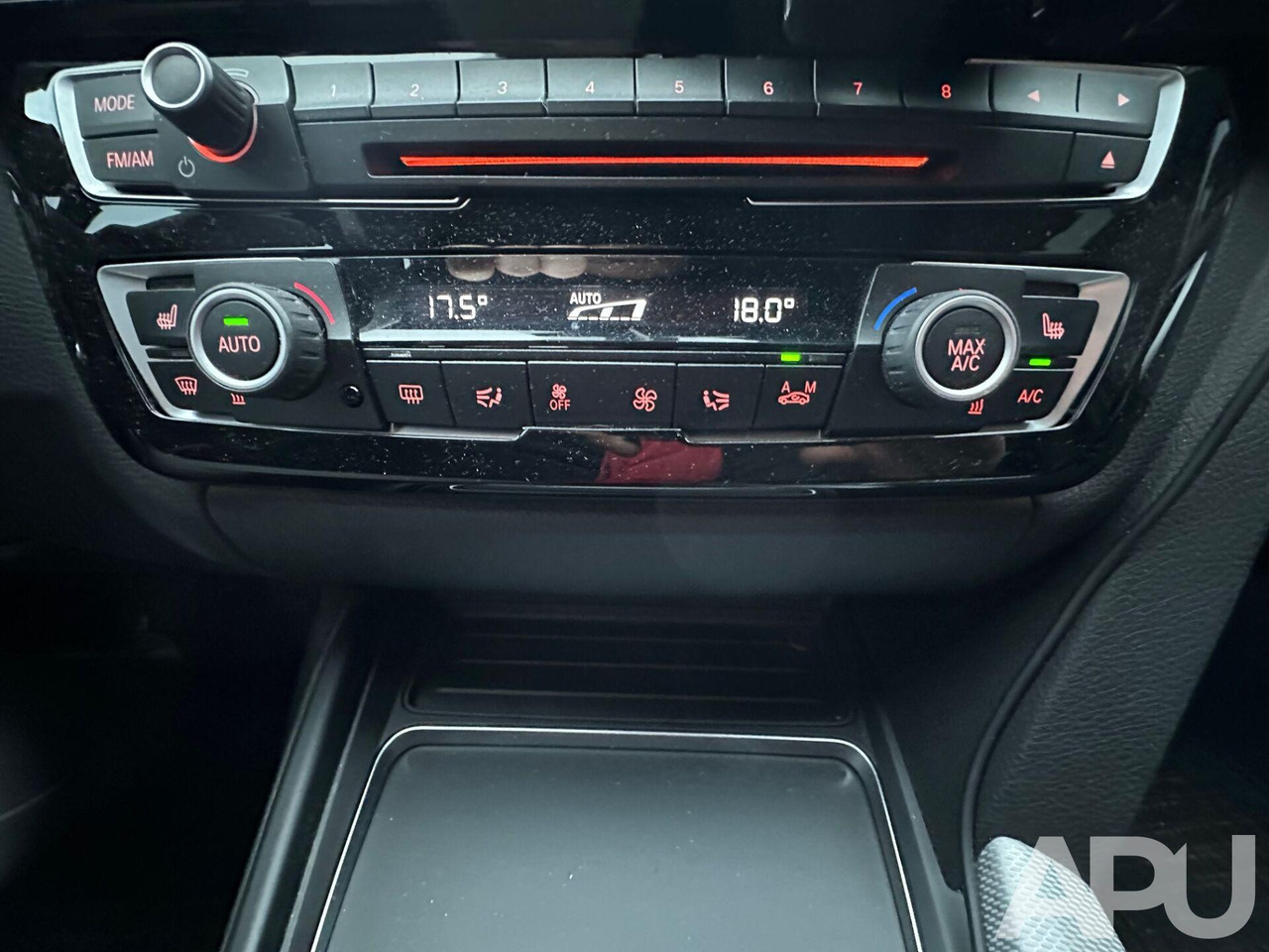 BMW 330i F30 M-PAKIET PERFORMANCE - Automóvel: foto 2 BMW 330i F30 M-PAKIET PERFORMANCE - Automóvel: foto 2