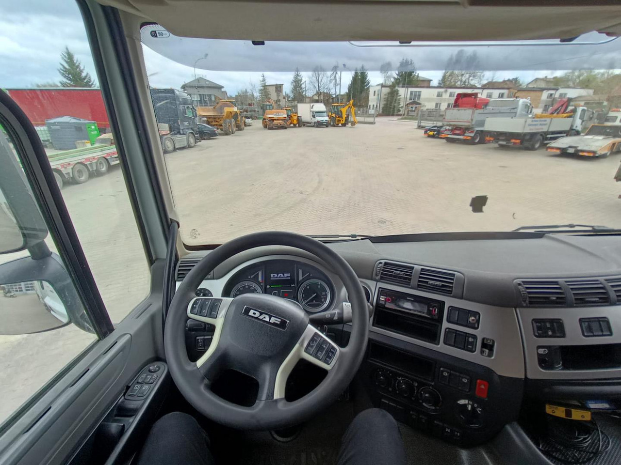 Camião basculante DAF CF510: foto 12