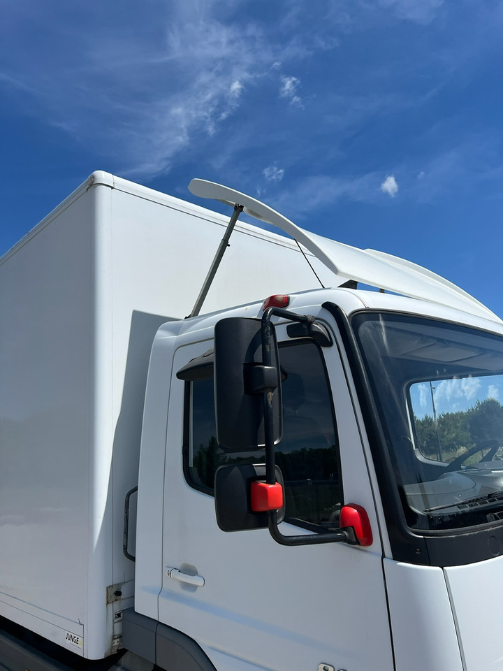 Camião furgão Mercedes-Benz ATEGO 818 dostawczy winda: foto 18