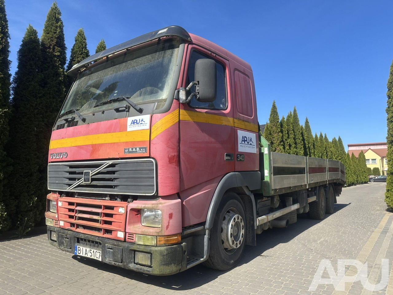 Volvo FH12 340 LAWETA - Caminhão reboque: foto 1 Volvo FH12 340 LAWETA - Caminhão reboque: foto 1