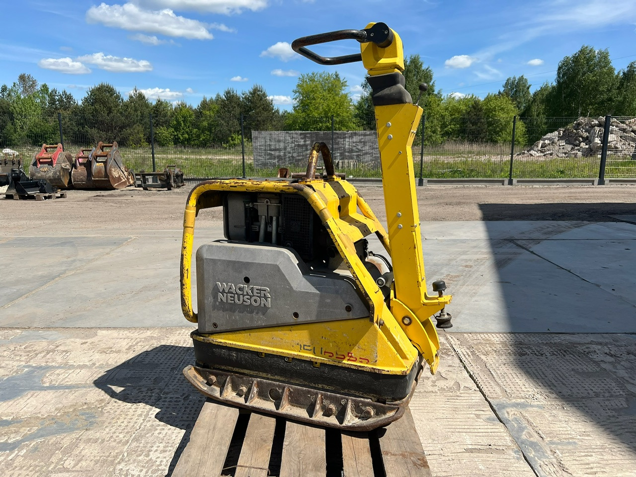 Zagęszczarka WACKER NEUSON - Placas vibratórias: foto 5 Zagęszczarka WACKER NEUSON - Placas vibratórias: foto 5