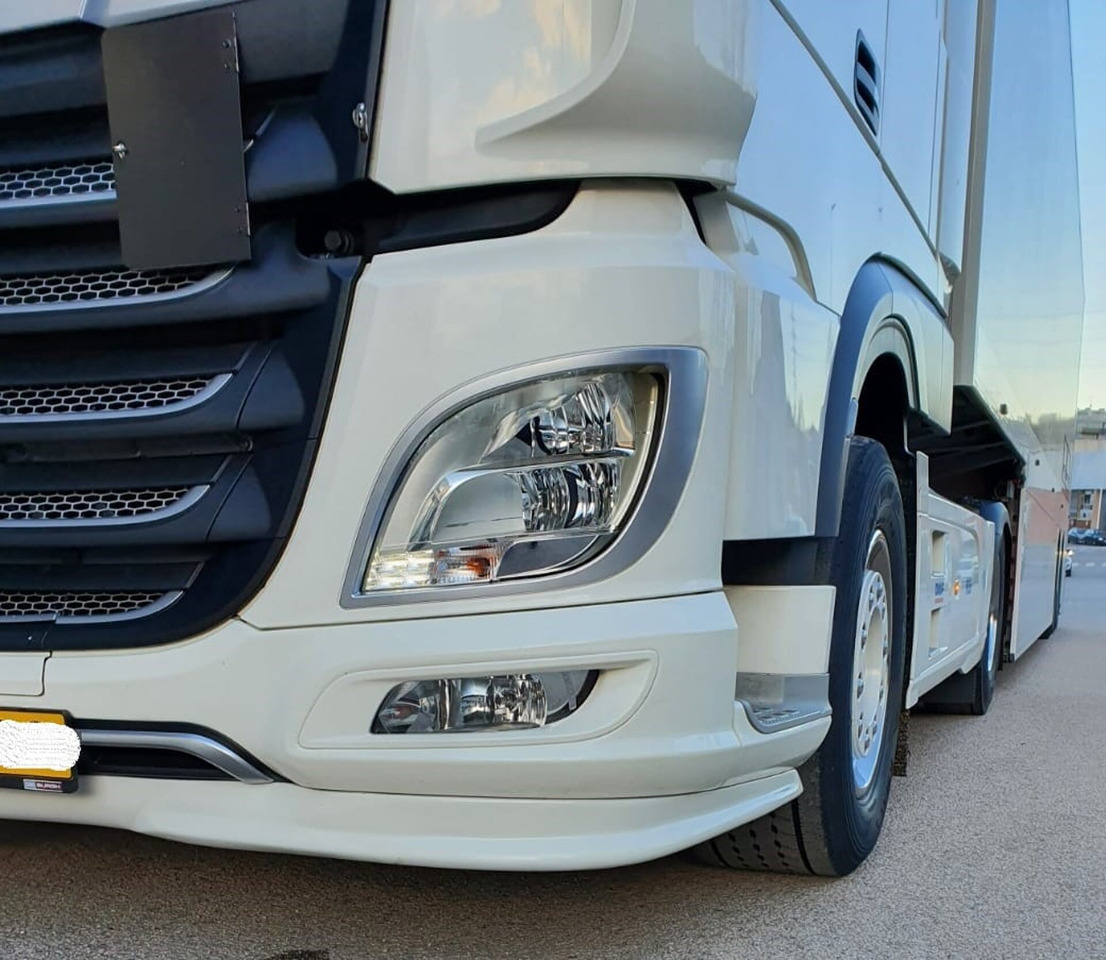 DAF XF 106 ONDER BUMPER SPOILER KLEUR H3279 000049b - Para-choque por Camião: foto 2 DAF XF 106 ONDER BUMPER SPOILER KLEUR H3279 000049b - Para-choque por Camião: foto 2