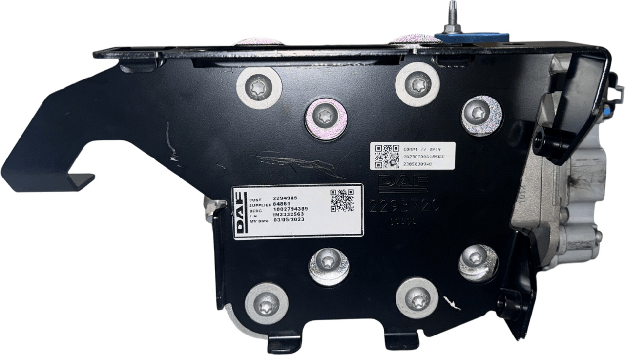 DAF XG AIRCOCOMPRESSOR 2022- MET BEHUIZINGSSCHADE 2294985EXP. - Compressor, sistema de ar comprimido por Camião: foto 5 DAF XG AIRCOCOMPRESSOR 2022- MET BEHUIZINGSSCHADE 2294985EXP. - Compressor, sistema de ar comprimido por Camião: foto 5