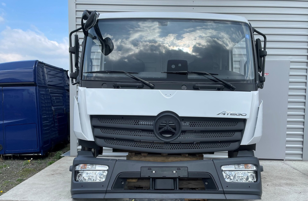 MB ATEGO CABINE EURO 6 TUNEL VOOR 6 CYL.MOTOR INCL. SEAT 000074A - Cabine por Camião: foto 1 MB ATEGO CABINE EURO 6 TUNEL VOOR 6 CYL.MOTOR INCL. SEAT 000074A - Cabine por Camião: foto 1