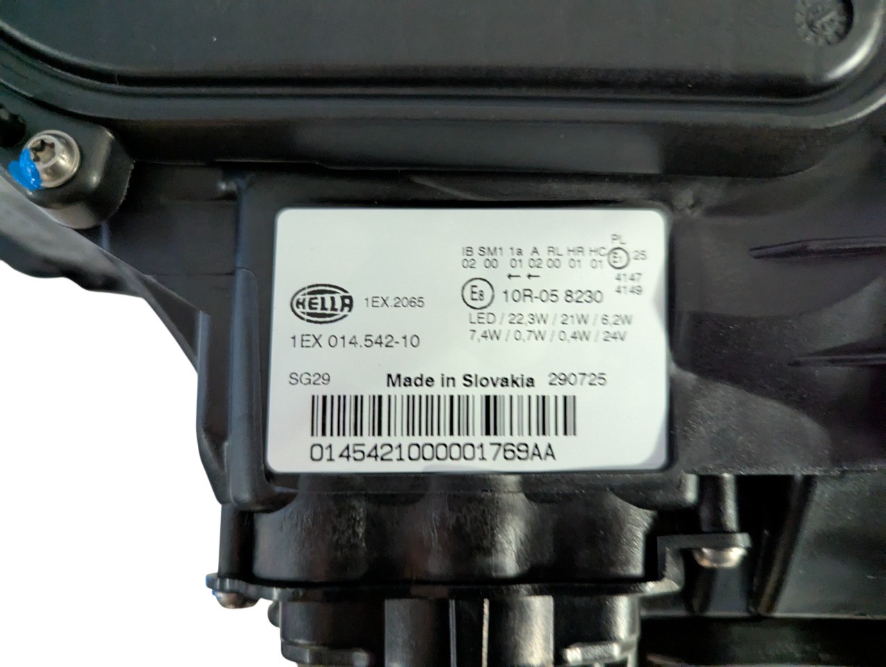 SCANIA NGS LED KOPLAMP RECHTS NEW HELLA 2674391H - Farol dianteira por Camião: foto 5 SCANIA NGS LED KOPLAMP RECHTS NEW HELLA 2674391H - Farol dianteira por Camião: foto 5