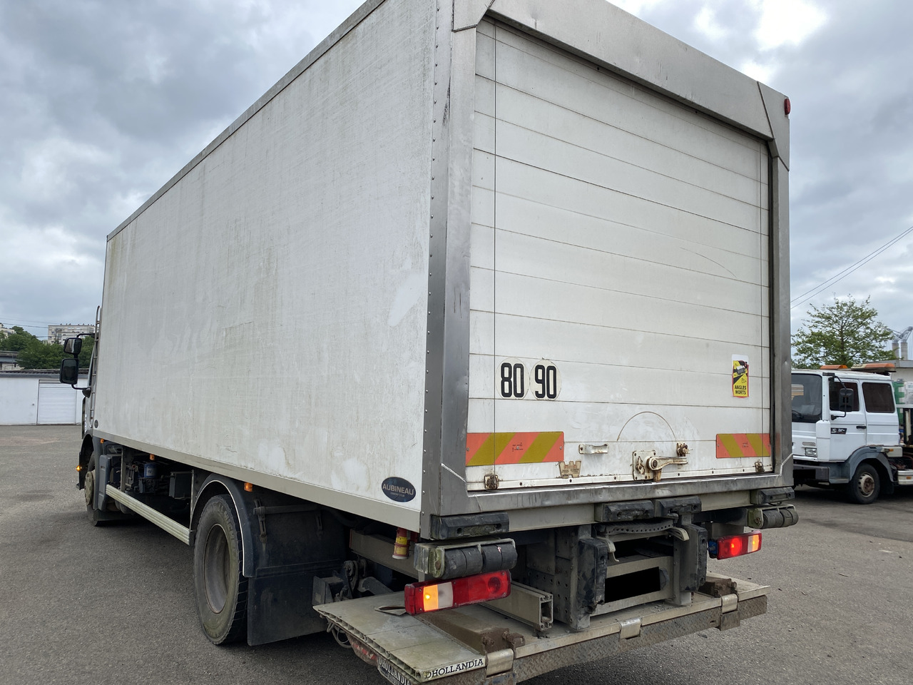 RENAULT PREMIUM 280 - Camião frigorífico: foto 5 RENAULT PREMIUM 280 - Camião frigorífico: foto 5