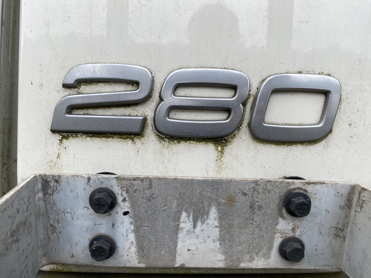 VOLVO FL 280 - Camião frigorífico: foto 5 VOLVO FL 280 - Camião frigorífico: foto 5