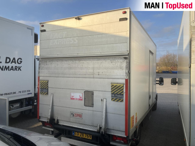 IVECO 35S16 - Carrinha de contentor: foto 3 IVECO 35S16 - Carrinha de contentor: foto 3