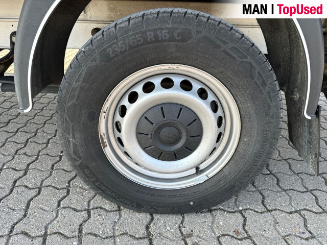 MAN TGE 3.180 4X2F SB - Carrinha de contentor: foto 5 MAN TGE 3.180 4X2F SB - Carrinha de contentor: foto 5