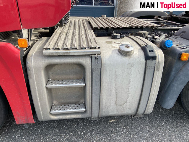 MAN TGX 26.470 6x2/2 BL SA "Retarder / 700 l Tank" - Tractor: foto 5 MAN TGX 26.470 6x2/2 BL SA "Retarder / 700 l Tank" - Tractor: foto 5