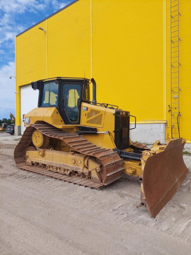 CATERPILLAR D5 LGP - Buldôzer: foto 1 CATERPILLAR D5 LGP - Buldôzer: foto 1