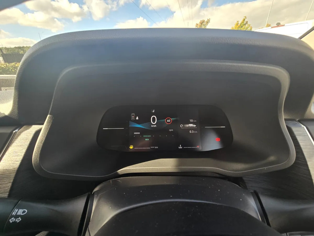 Furgão novo NEW Renault Trafic Exclusive 170BHP/150BHP Manual White: foto 6