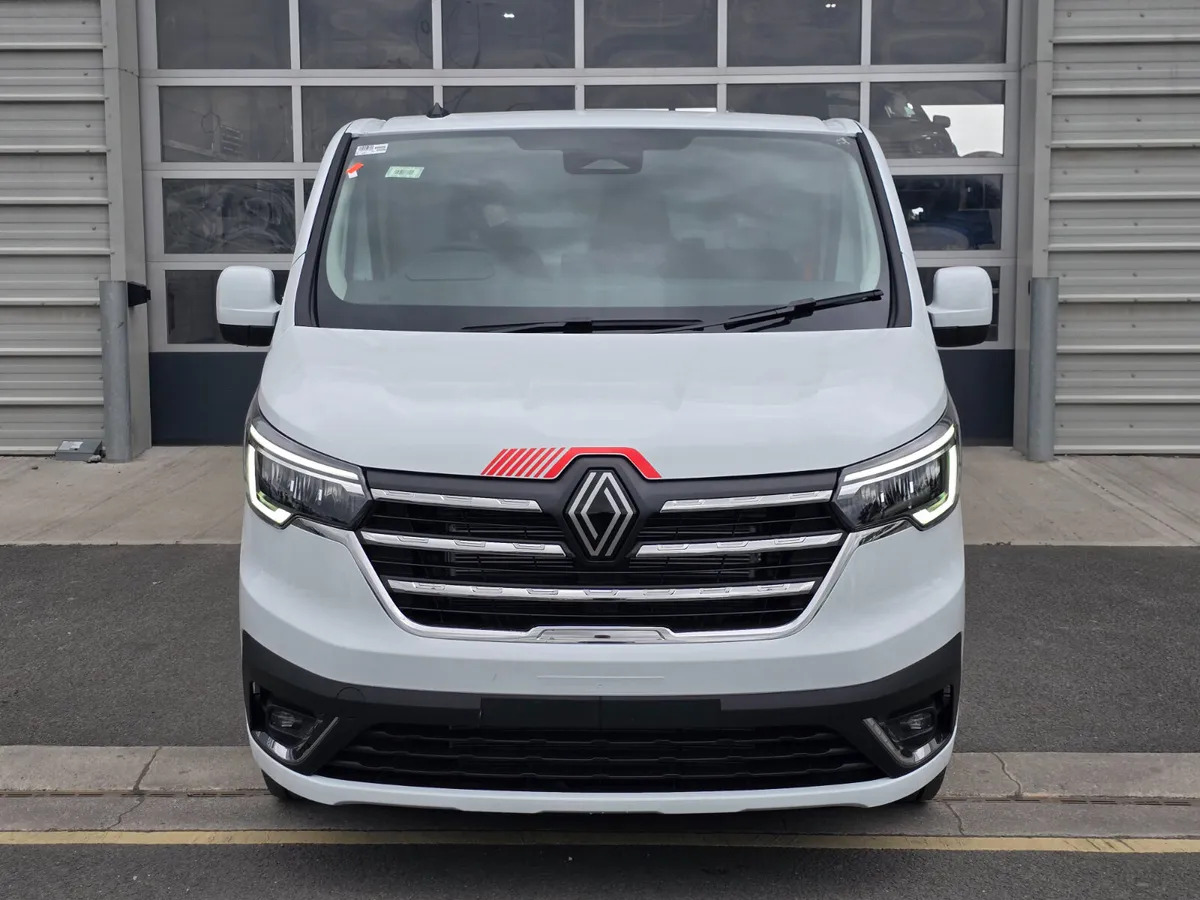 Furgão novo NEW Renault Trafic Exclusive 170BHP/150BHP Manual White: foto 12