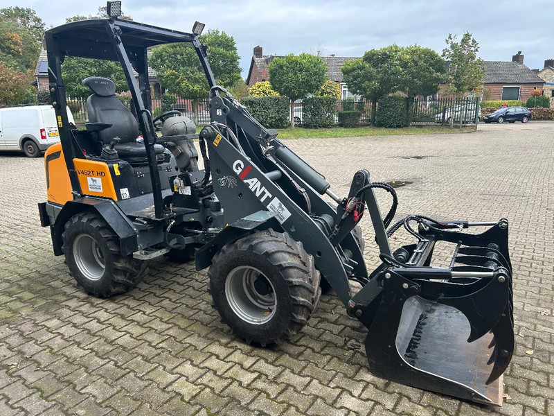 Giant V452T HD - Pá carregadora: foto 3 Giant V452T HD - Pá carregadora: foto 3
