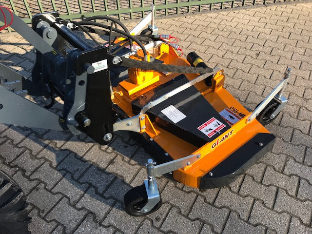 Giant cirkelmaaier - Gadanheira: foto 1 Giant cirkelmaaier - Gadanheira: foto 1