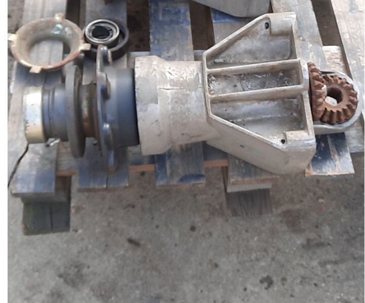Deutz fahr 526S - Peça de reposição por Gadanheira: foto 1 Deutz fahr 526S - Peça de reposição por Gadanheira: foto 1