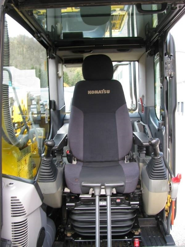 Escavadora de rastos Komatsu PC 240 NLC-10 TOP stroj: foto 26