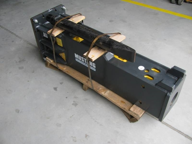 Mustang HM1302 NOVO teža 800kg - Martelo hidráulico por Máquina de construção: foto 2 Mustang HM1302 NOVO teža 800kg - Martelo hidráulico por Máquina de construção: foto 2