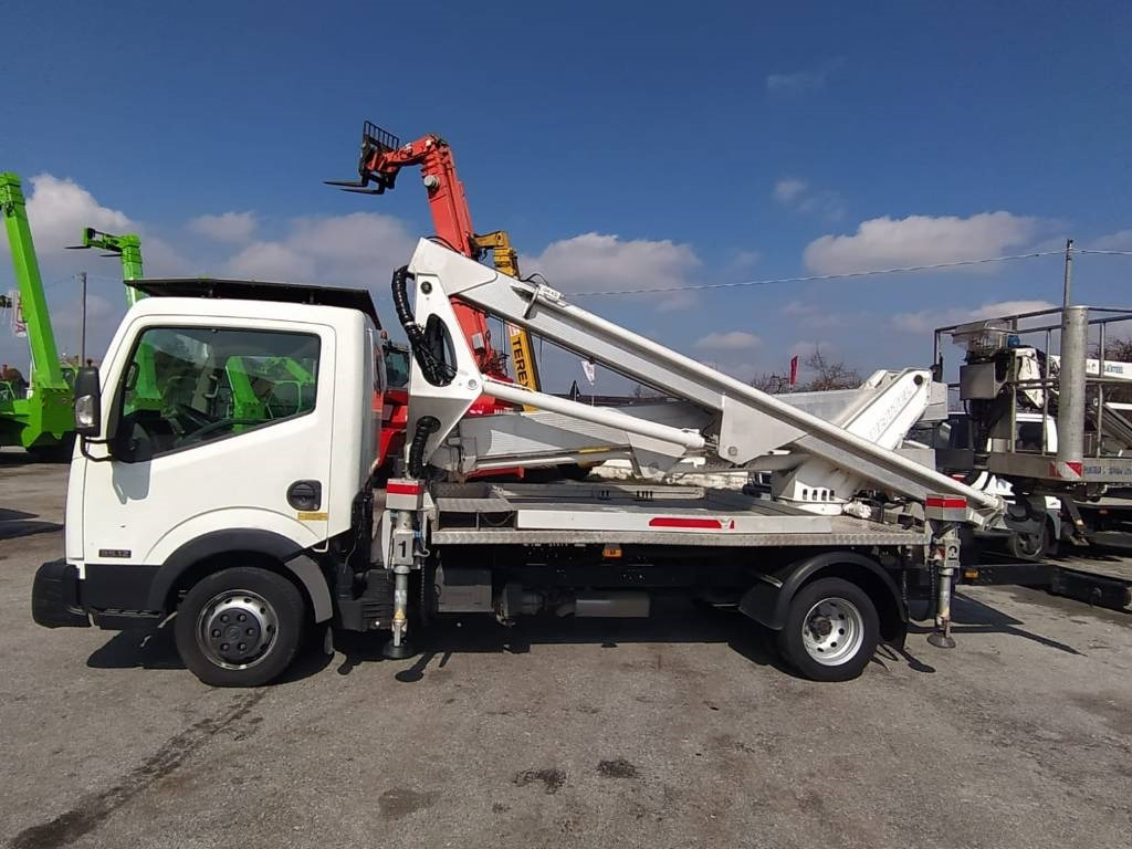 Caminhão com plataforma aérea Multitel hx200xe: foto 9