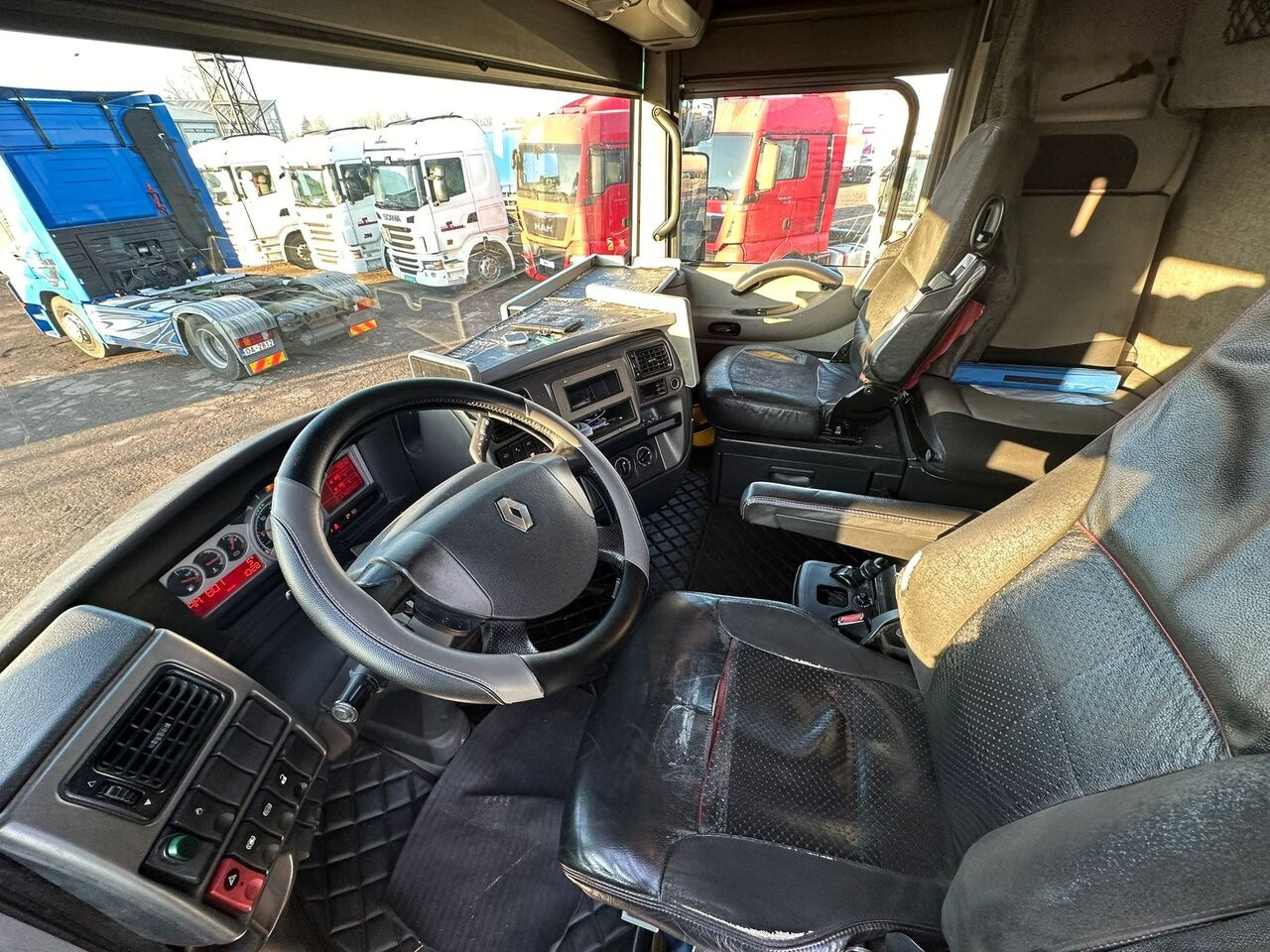 Camião frigorífico Renault Magnum 500: foto 9 Camião frigorífico Renault Magnum 500: foto 9