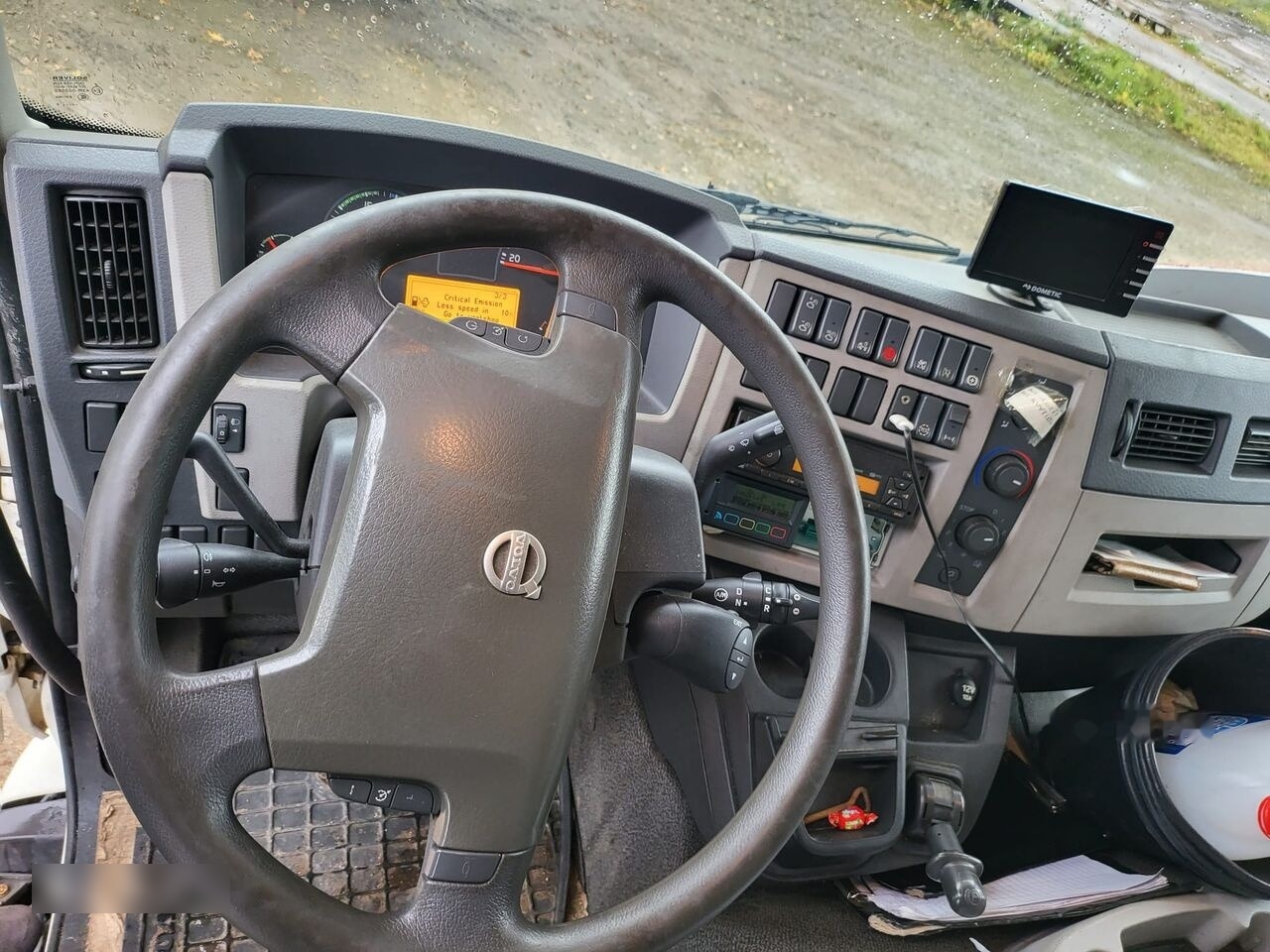 Camião frigorífico Volvo FL 280: foto 13