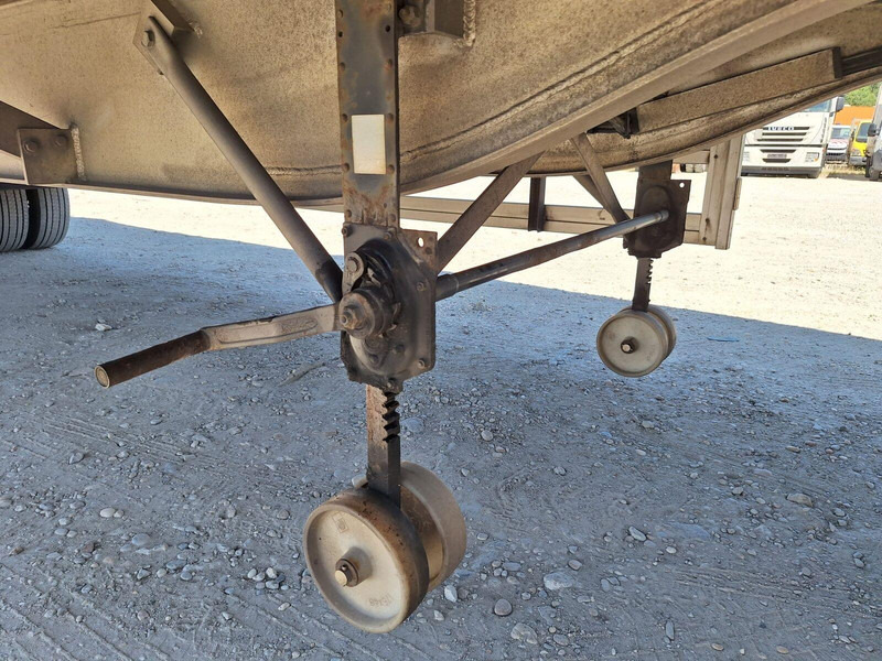 Semi-reboque de lona Bachli LS 165 - BE Pritsche + Plane semi-trailer: foto 15
