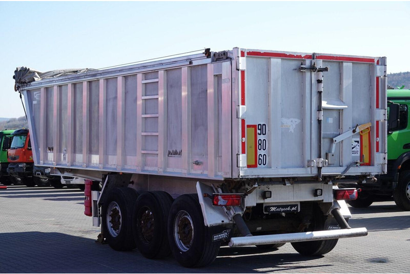 Benalu WYWROTKA ALUMINIOWA 28 M3 / OŚ PODNOSZONA / WAGA 5100 KG - Semi-reboque basculante: foto 5 Benalu WYWROTKA ALUMINIOWA 28 M3 / OŚ PODNOSZONA / WAGA 5100 KG - Semi-reboque basculante: foto 5