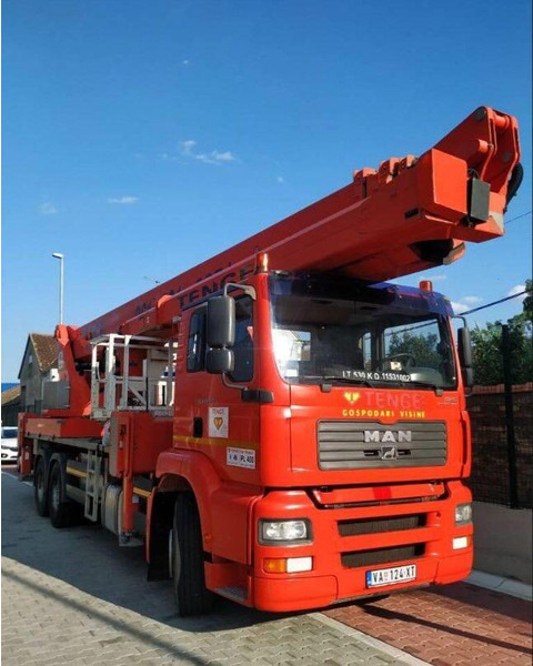 MAN TGA 26.350 6x4 Emelőkosaras 53m - Camião, Camião grua: foto 1 MAN TGA 26.350 6x4 Emelőkosaras 53m - Camião, Camião grua: foto 1