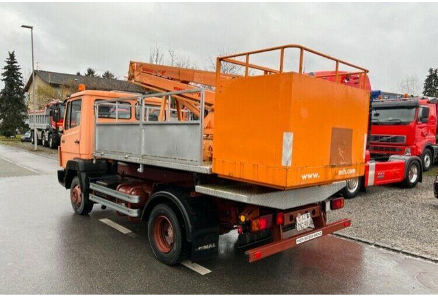 Mercedes-Benz 709 Bucket truck Wumag 14 m - Camião, Camião grua: foto 3 Mercedes-Benz 709 Bucket truck Wumag 14 m - Camião, Camião grua: foto 3
