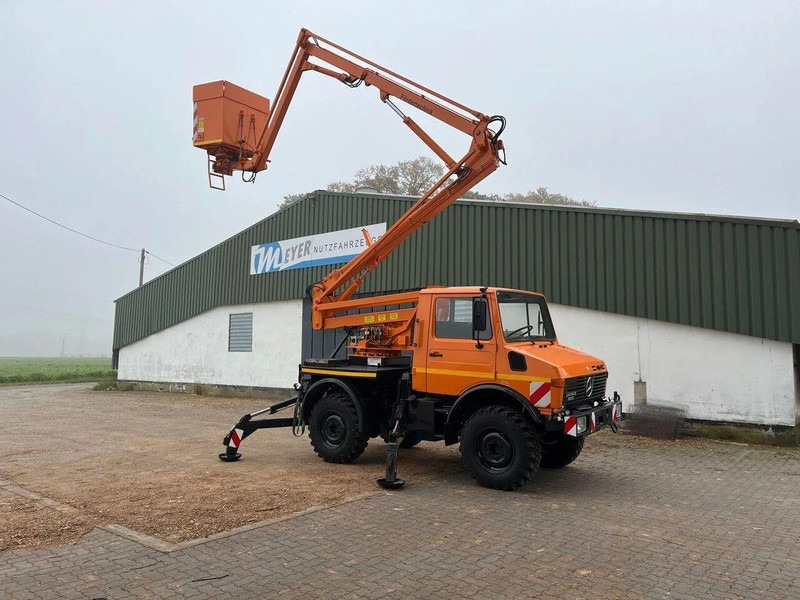 Mercedes-Benz Unimog 1200 4x4 - Lifting basket - Camião, Camião grua: foto 4 Mercedes-Benz Unimog 1200 4x4 - Lifting basket - Camião, Camião grua: foto 4