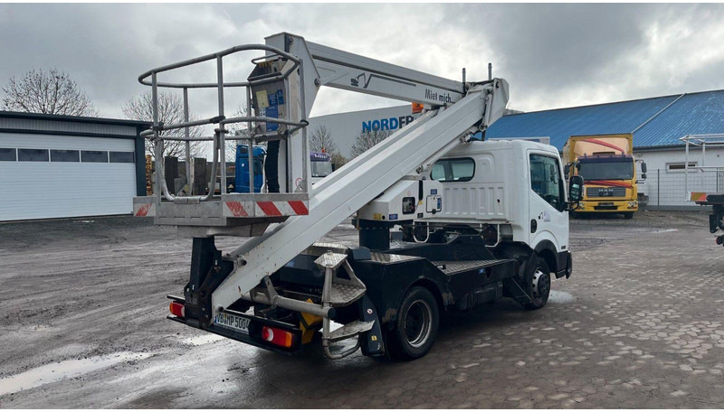 Nissan Palfinger P200A-NC 17m - Camião, Camião grua: foto 5 Nissan Palfinger P200A-NC 17m - Camião, Camião grua: foto 5