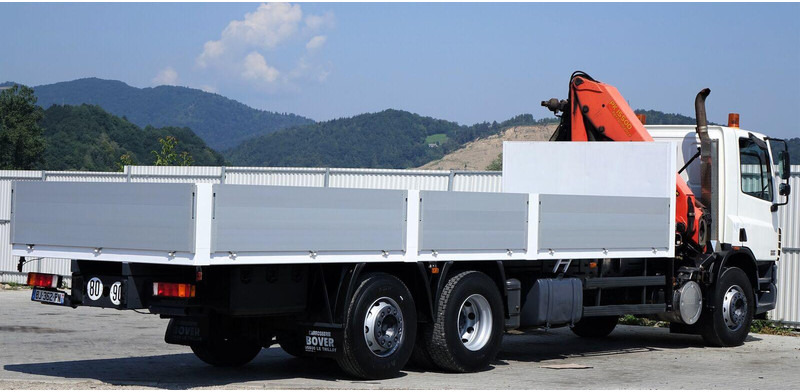 Camião de caixa aberta/ Plataforma, Camião grua DAF CF 75.310: foto 7