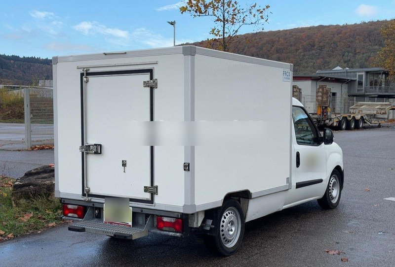 Carrinha frigorífica Fiat Doblò Multijet 1,6 Mit: foto 7 Carrinha frigorífica Fiat Doblò Multijet 1,6 Mit: foto 7