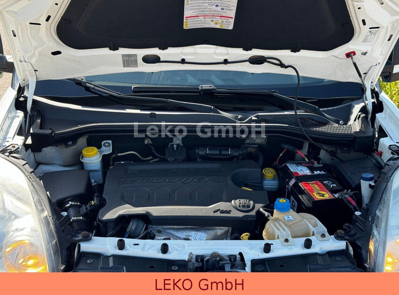 Carrinha frigorífica Fiat Doblò Multijet 1,6 Mit Relec Froid TR32 Bis-22°C: foto 13 Carrinha frigorífica Fiat Doblò Multijet 1,6 Mit Relec Froid TR32 Bis-22°C: foto 13