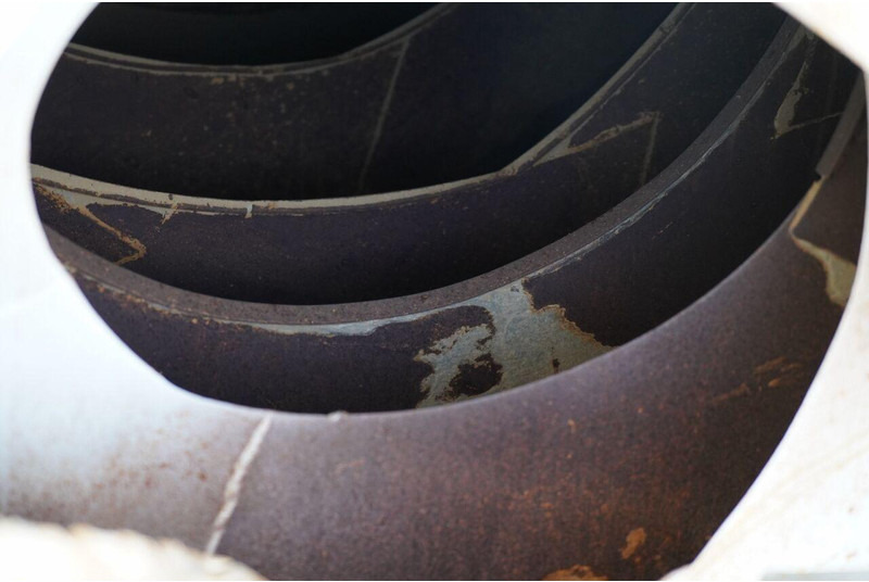 Leasing de Iveco 400 SL X-WAY STRALIS / 8X4 /  BETONOMIESZARKA / IMER / OPONY 100 Iveco 400 SL X-WAY STRALIS / 8X4 /  BETONOMIESZARKA / IMER / OPONY 100: foto 20 Leasing de Iveco 400 SL X-WAY STRALIS / 8X4 /  BETONOMIESZARKA / IMER / OPONY 100 Iveco 400 SL X-WAY STRALIS / 8X4 /  BETONOMIESZARKA / IMER / OPONY 100: foto 20