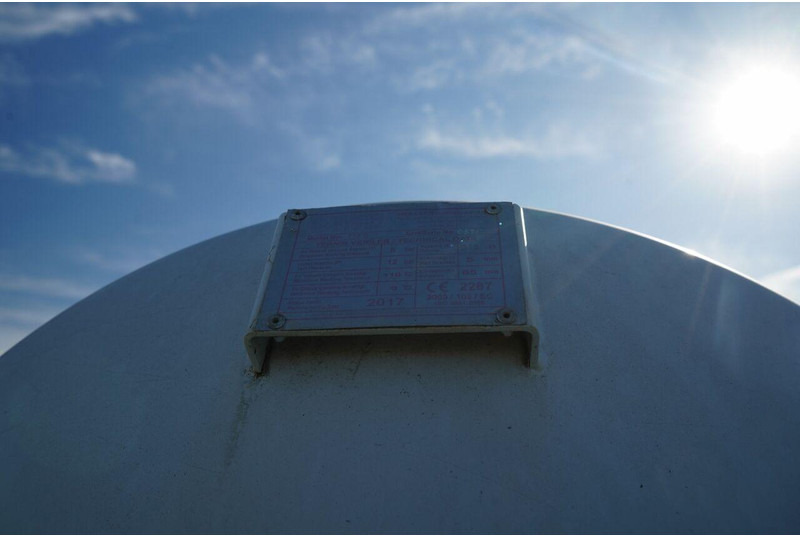 Leasing de Iveco 400 SL X-WAY STRALIS / 8X4 /  BETONOMIESZARKA / IMER / OPONY 100 Iveco 400 SL X-WAY STRALIS / 8X4 /  BETONOMIESZARKA / IMER / OPONY 100: foto 18 Leasing de Iveco 400 SL X-WAY STRALIS / 8X4 /  BETONOMIESZARKA / IMER / OPONY 100 Iveco 400 SL X-WAY STRALIS / 8X4 /  BETONOMIESZARKA / IMER / OPONY 100: foto 18