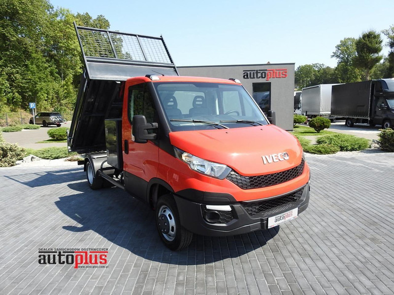 Iveco DAILY 35C13 WYWROTKA TEMPOMAT KLIMATYZACJA BLIŹNIACZE KOŁA 130K - Carrinha basculante: foto 1 Iveco DAILY 35C13 WYWROTKA TEMPOMAT KLIMATYZACJA BLIŹNIACZE KOŁA 130K - Carrinha basculante: foto 1