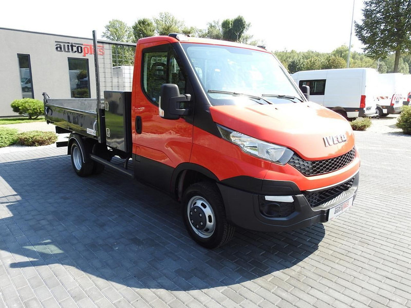 Iveco DAILY 35C13 WYWROTKA TEMPOMAT KLIMATYZACJA BLIŹNIACZE KOŁA 130K - Carrinha basculante: foto 4 Iveco DAILY 35C13 WYWROTKA TEMPOMAT KLIMATYZACJA BLIŹNIACZE KOŁA 130K - Carrinha basculante: foto 4