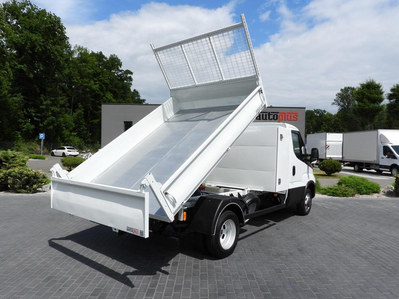 Iveco DAILY 35C16 WYWROTKA TEMPOMAT BLIŹNIACZE KOŁA KLIMATYZACJA 160K - Carrinha basculante: foto 3 Iveco DAILY 35C16 WYWROTKA TEMPOMAT BLIŹNIACZE KOŁA KLIMATYZACJA 160K - Carrinha basculante: foto 3